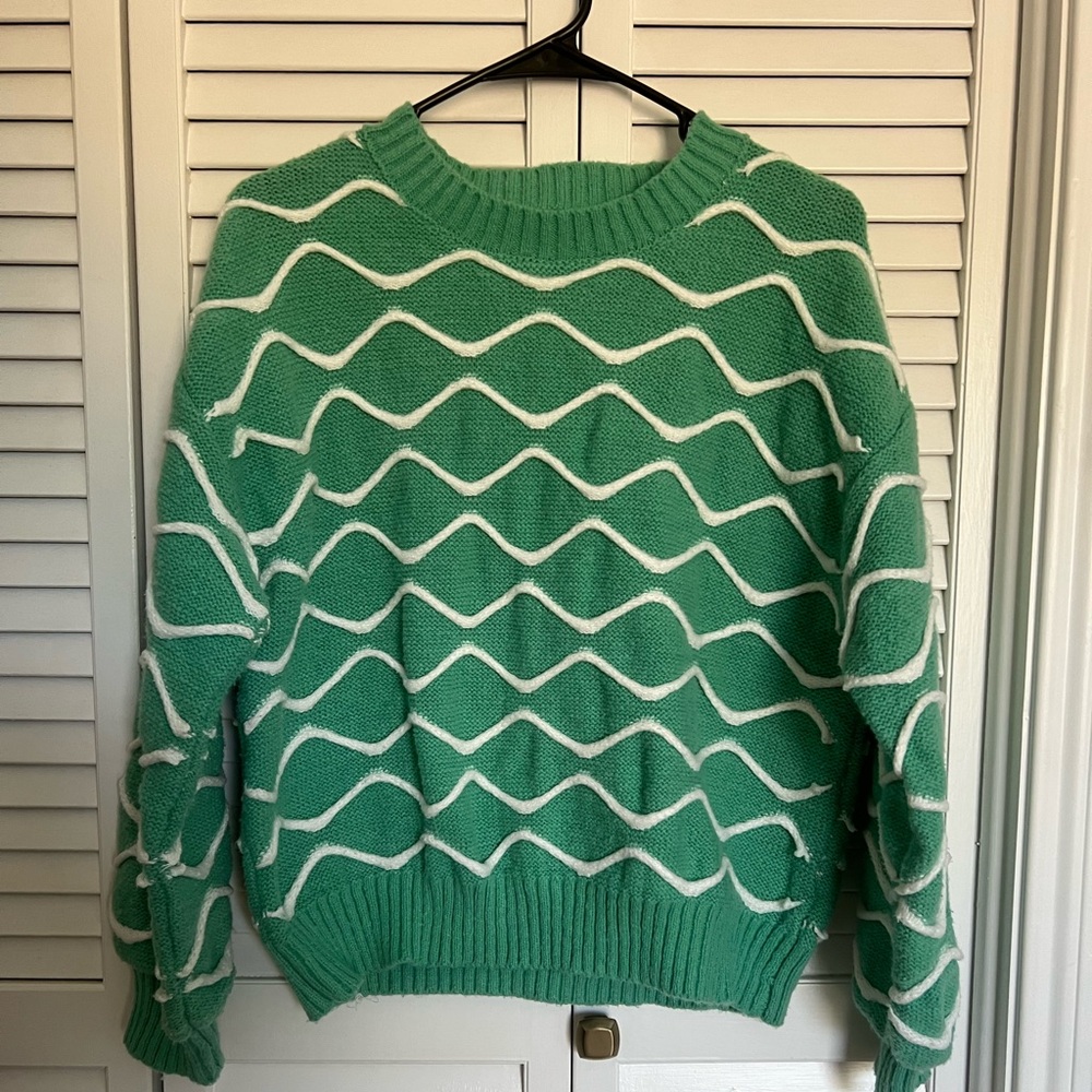 Baevely Sweater